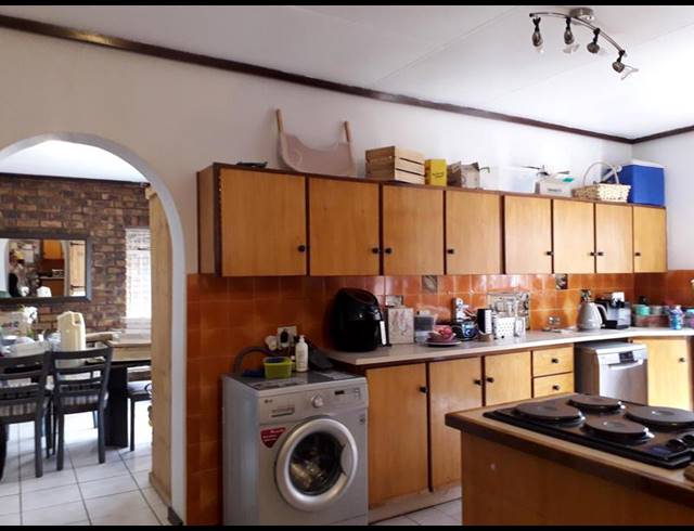 5 BEDROOM PROPERTY TO RENT IN JUKSKEI PARK